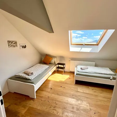 Modernes 2 Fuer Monteure & Handwerker Mit Parkplatz Und Wlan *